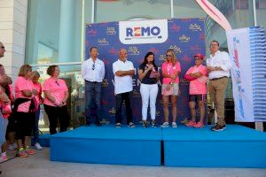 El Club Náutico de Benidorm acoge el Día Internacional contra el Cáncer de Mama con la lectura de un manifiesto