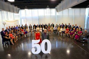 Veintiséis parejas ilicitanas  celebran sus bodas de oro  el Centro de Congresos