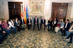 Ximo Puig destaca la “reparación” de una “injusticia histórica” con la concesión de ayudas de la Generalitat por razones humanitarias a 70 trabajadoras afectadas por el síndrome Ardystil