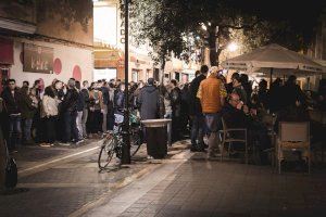 Jutgen a un home per falsificar i repartir monedes falses en els bars de Castelló