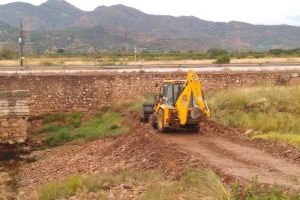 El Ayuntamiento de la Vall d’Uixó adecua el badén del río Belcaire a la altura del Camí la Punta