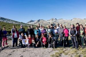 Treinta senderistas de Alternatura participaron en la ruta por la Sierra de Gredos