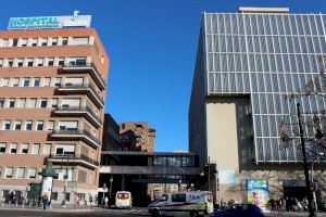 Denuncian amenazas de la Dirección de Enfermería del hospital Clínico para evitar las horas de conciliación familiar