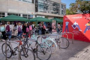 Centenars d’estudiants participen en el primer Fòrum d’Ocupació i Emprenedoria de Ciències Socials