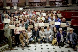 Un centenar de voluntarios trabajan para preservar el Parque Natural de La Albufera