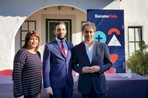 Colomer destaca que el festival Escena Kids 'es una incubadora de futuros turistas que harán que la cultura, el turismo y las ciudades progresen'