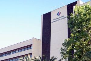 El Hospital General Universitario de Elche acoge talleres de estilismo y peluquería para pacientes oncológicos