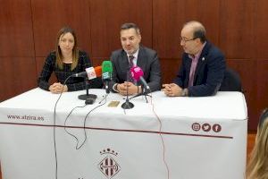 Jordi Juan es fixa en els avanços de l'Ajuntament d' Alzira a l'hora de crear la Xarxa Valenciana de Smarts Cities