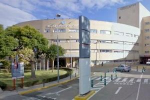 Asisten a un hombre de 65 años tras sufrir convulsiones en un colegio electoral de Oropesa