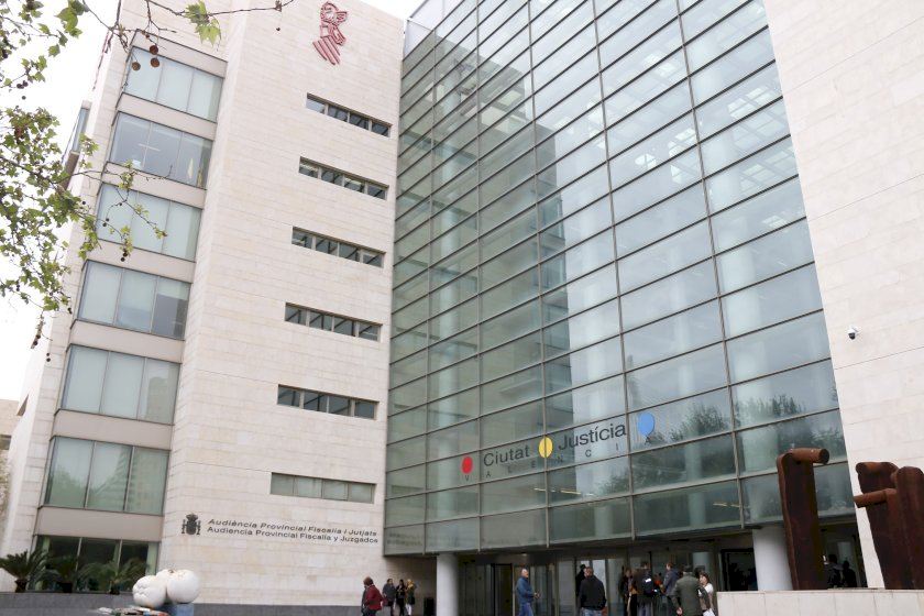 Un hombre se enfrenta 38 años de cárcel por maltratar de manera continuada a su pareja en Elche