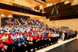 L’UJI investeix Doctor Honoris Causa als professors Jorge Cardona i Emilio Ridruejo en l’acte d’obertura de curs de l’Escola de Doctorat