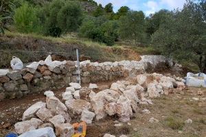 Comencen els treballs de recuperació de l’entorn medi ambiental en la zona Fonteta de Quaresma en la muntanya “El Rabat”