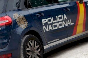 Detienen a unos padres acusados de maltratar a sus tres hijos en Valencia Detienen a unos padres acusados de maltratar a sus tres hijos en Valencia