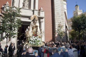 La imagen peregrina de la Virgen de los Desamparados visita este fin de semana la parroquia Santo Ángel Custodio