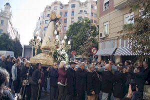 La imagen peregrina de la Virgen de los Desamparados visita este fin de semana la parroquia Santo Ángel Custodio - (foto 2)