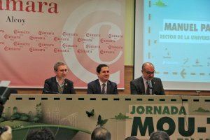 Arcadi España anuncia el impulso a la vía verde Alcoi-Gandia con grandes beneficios para el turismo, el ocio y el deporte de estas dos comarcas