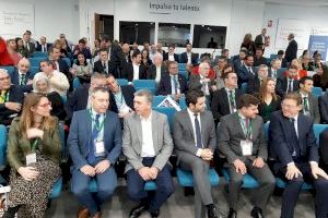 De España participa en el Congreso de Áreas Industriales de la Comunidad Valenciana en el Parque Tecnológico de Paterna