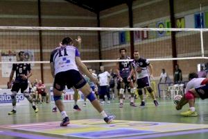 El Voleibol Benidorm luchara por mantener opciones de ascenso