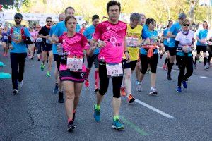 Cuatro corredores con discapacidad visual y sus guías participarán en la Maratón Valencia Trinidad Alfonso EDP gracias a Compartetuenergia.com