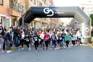 Més de 460 xiquets participen en la Cursa Escolar de Paiporta