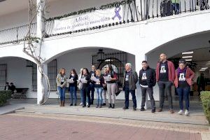 Concentració en Altea amb motiu del “Dia Internacional contra les Violències Masclistes”