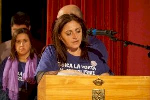 La Vila “Tanca la porta al masclisme” durante el acto institucional por el Día Internacional contra la Violencia de Género