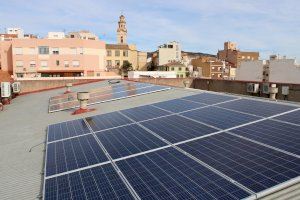 L’Alcora fomenta el uso de energías renovables con la instalación de placas solares en edificios municipales