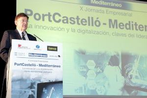 Ximo Puig muestra el compromiso del Consell con el “horizonte de futuro” sostenible y las infraestructuras del puerto de Castellón