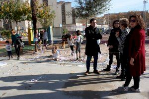 Recreacas transforma les deixalles en art al CEIP Lluís Revest