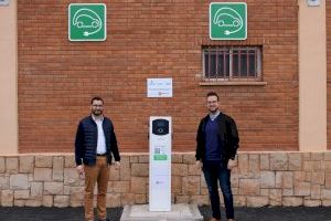 L’Alcora instala un punto de recarga para vehículos eléctricos