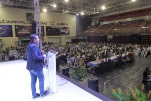 1.000 personas de 40 clubs deportivos llenan la II Cena de Convivencia en La Nucía