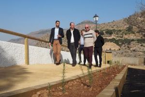 Finalizan las obras de adecuación en el mirador y el entorno del Seminario de Orihuela