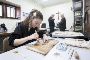 El Servicio Diocesano de Archivos Parroquiales cumple 25 años e incorpora la restauración de documentos históricos