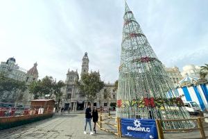 La plaza del Ayuntamiento se convierte en zona peatonal durante 9 días esta Navidad