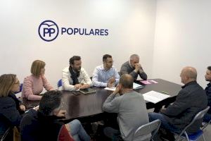 PP: "Baños impone un tasazo a los vehículos históricos"