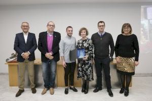 Faus Atelier gana la XL edición del Concurso de Escaparates Navideños de la Semana Santa de Gandia