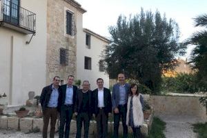 El alcalde de Alcoy visita TJ-OST para sumar alianzas en el ámbito de la innovación