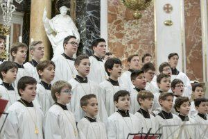 La Escolanía de la Virgen ofrece un concierto de Navidad en la Basílica