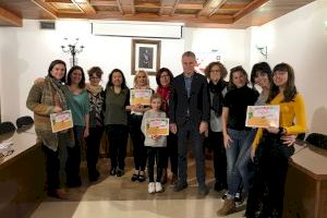 El Concurso de decoración navideña entrega sus premios a los mejores balcones y escaparates de l’Eliana