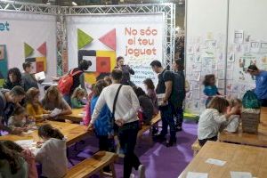 El Ayuntamiento de Valencia acerca el bienestar animal a los más pequeños y las más pequeñas en Expojove