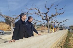 Ximo Huguet visita a Traiguera l'ampliació del parc infantil i la millora de les zones esportives sufragades amb càrrec al Pla 135 de la Diputació