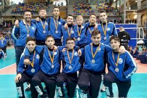 El Club Voleibol Playas de Benidorm se vuelve de la Copa con una medalla de plata y otras dos de bronce