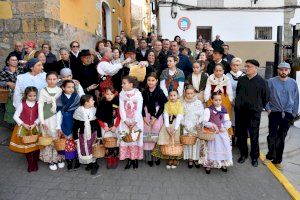 El presidente de la Diputación se transforma en sereno en la muestra etnológica ‘Suera, un poble al carrer’