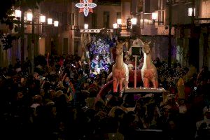 Alaquàs celebra la gran cavalcada dels Reis Mags protagonitzada pels col.lectius, entitats i associacions locals