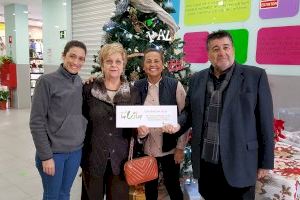 El Mercat de la Vila atorga els tres premis que ha sortejat este Nadal entre la seua clientela