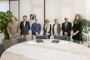 L’UJI i l’Associació Valenciana de la Indústria de l’Automoció col·laboraran en matèria d’investigació, formació i desenvolupament tecnològic - (foto 2)