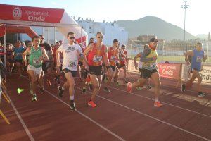 400 atletas corren el “Circuito 5 K + Mujeres” por las calles de Onda