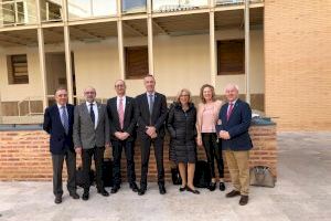 Gandia, anfitriona de una reunión de trabajo de vicerrectores y directores de campus territoriales de la UNED Gandia, anfitriona de una reunión de trabajo de vicerrectores y directores de campus territoriales de la UNED