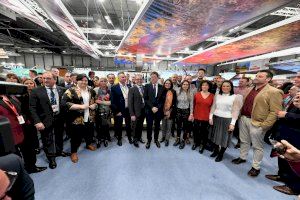 Ximo Puig y José Luis Ábalos visitan el estand de la provincia de Castelló en Fitur