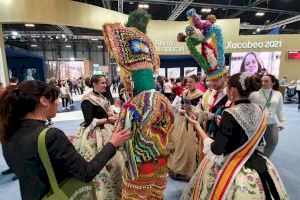 Las fiestas de Elche continúan con su promoción por Fitur